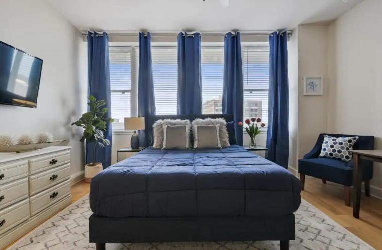 Amazing Condos Beautiful View 2 Blocks To French Quarter, Small Rooftop Pool, Gym, Seanger Theater, Super Dome, And Bourbon St Ню Орлиънс Екстериор снимка
