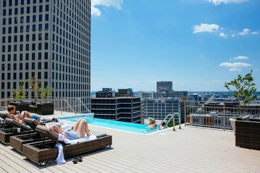 Amazing Condos Beautiful View 2 Blocks To French Quarter, Small Rooftop Pool, Gym, Seanger Theater, Super Dome, And Bourbon St Ню Орлиънс Екстериор снимка